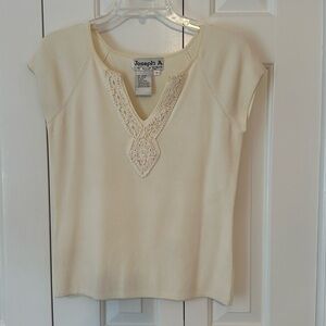 Joseph A, cap-sleeve blouse, ivory, beautiful detailing on v-neck, L